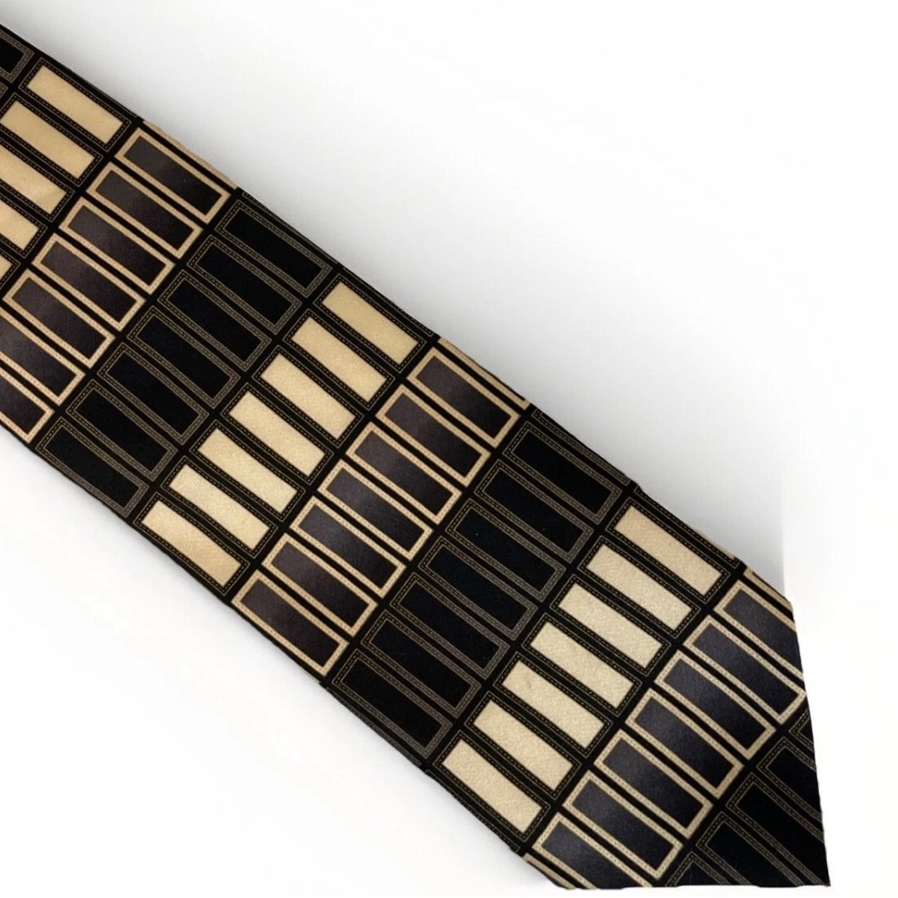 Covington Men’s Geometric Rectangles Black Ivory Gold 100% Silk Tie 60L 3.75W